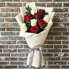 Букет цветов из:  Розы в Долгопрудном