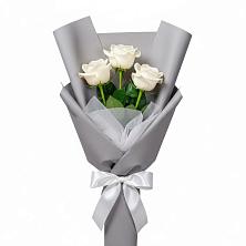 Букет 3 белые розы в Долгопрудном